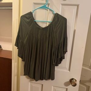 Army green flowy sleeved blouse